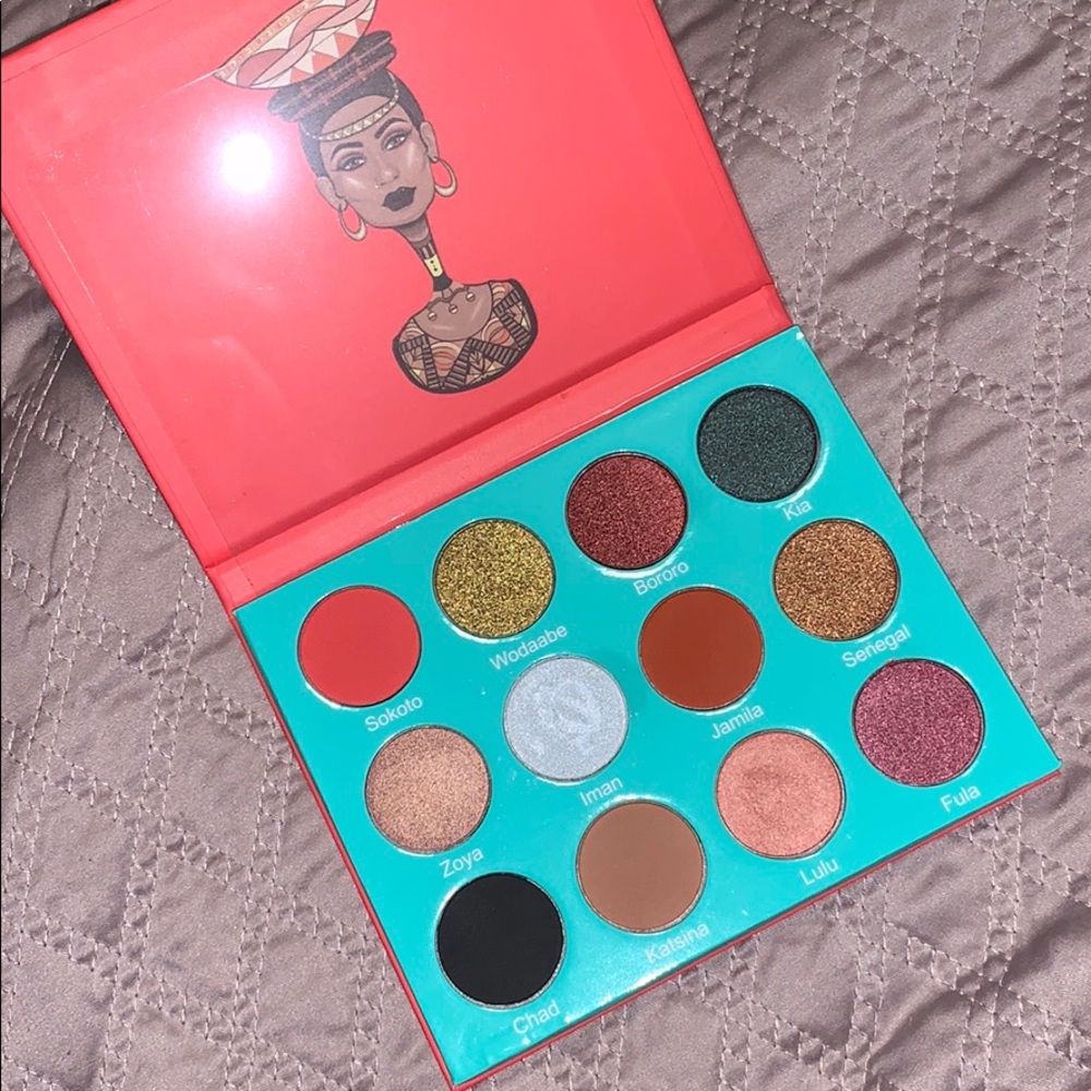 The Saharan by Juvia’s Place Eyeshadow Palette